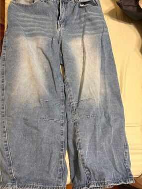 Sz 14 SHEIN Curve Light Wash Cropped Baggy Jeans